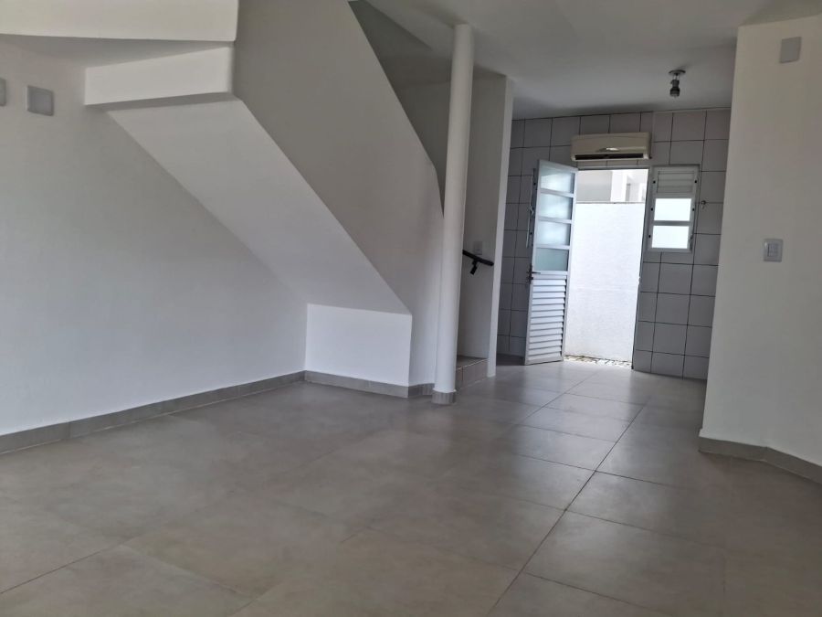Apartamento Duplex - Venda - Ingleses do Rio Vermelho - Florian�polis - SC